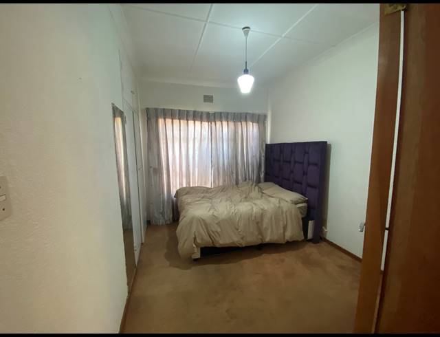 3 BEDROOM FREEHOLD FOR SALE IN PRIMROSE